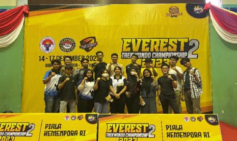 Unit Kegiatan Mahasiswa (UKM) Taekwondo Kampus Digital Bisnis Universitas Nusa Mandiri (UNM) memborong 4 Medali Emas dan 4 Medali Perak dalam kejuaraan Everest Taekwondo Championship 2 Piala Menpora 2023.