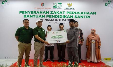 PT Mulia Inti Pangan, sebuah perusahaan yang berfokus pada penggunaan teknologi untuk meningkatkan kegunaan dan nilai tepung, menyalurkan zakat dalam program bantuan pendidikan santri melalui Badan Amil Zakat Nasional (Baznas) RI, sebesar Rp 250 juta.