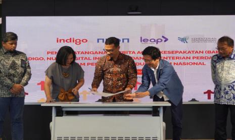 (kiri ke kanan) Deputy EVP CX & Digitization, Fauzan Feisal; Senior Manager Indigo, Patricia Eugene Gaspersz; Direktur Pengembangan Ekspor Jasa dan Produk Kreatif Kemendag, Miftah Farid; Chief Operation Officer Nuon Digital, Chandra Thamrin; Direktur Jenderal PEN Kemendag, Didi Sumedi.