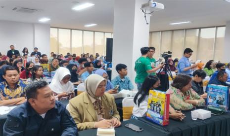  Kampus Digital Bisnis Universitas Nusa Mandiri (UNM) akan menyelenggarakan workshop bertema Artificial Intelligence (AI) untuk Guru, Agar Pembelajaran Lebih Seru dan Adaptif.