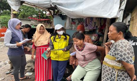 PT Pelindo gandeng Rumah Zakat, melanjutkan komitmennya untuk meningkatkan kesehatan masyarakat, berhasil menggelar program edukasi sanitasi di Cilincing. 