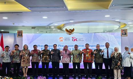 PT BPR Indramayu Jabar telah berhasil mengembalikan status normalnya, di bawah pengawasan Otoritas Jasa Keuangan (OJK), setelah sebelumnya berada di bawah pengelolaan Lembaga Penjamin Simpanan (LPS). 