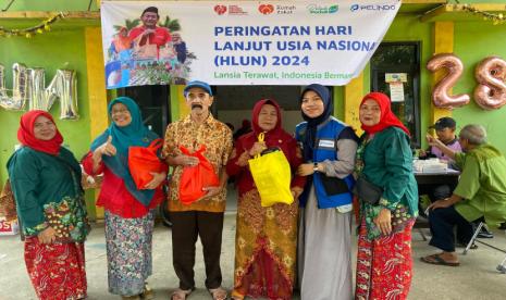  Dalam rangka memperingati Hari Lanjut Usia Nasional (HLUN) yang jatuh pada tanggal 29 Mei 2024, PT Pelindo bersama Rumah Zakat dan Puskesmas Cilincing mengadakan berbagai kegiatan yang sangat menarik.