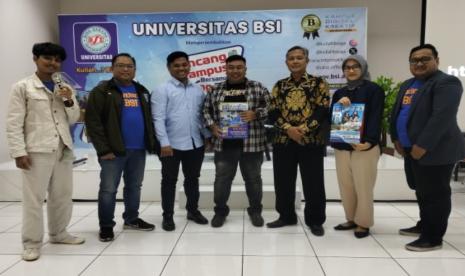 Universitas BSI (Bina Sarana Informatika) mengundang orang tua calon mahasiswa untuk diskusi bareng, dalam pagelaran Bincang Kampus bersama Orang Tua (BKOT). 