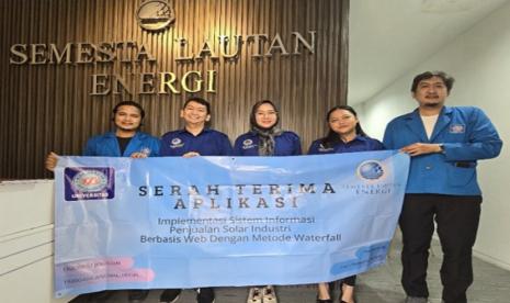 Mahasiswa Universitas BSI (Bina Sarana Informatika) menghibahkan aplikasi Sistem Informasi Penjualan Solar Industri berbasis web kepada PT Semesta Lautan Energi (SLE). 