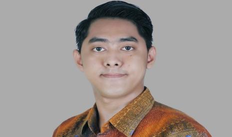 Rifki Ardiansyah, mahasiswa Universitas Nusa Mandiri (UNM), berhasil mencuri perhatian dunia startup dengan mendirikan start-up inovatif bernama Peluang.co.