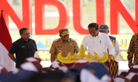 Presiden Joko Widodo meresmikan Bendungan Margatiga di Kabupaten Lampung Timur, Lampung, Senin (26/8/2024).