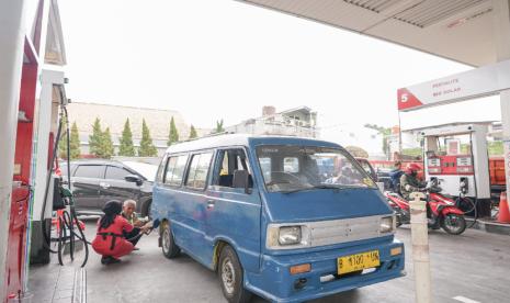 PT Pertamina Patra Niaga mencatat besaran volume pembelian Pertalite secara rata-rata adalah 19,5 liter setiap harinya. 