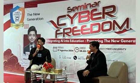 Cyber University sukses menyelenggarakan Seminar Cyber Freedom dengan tema 