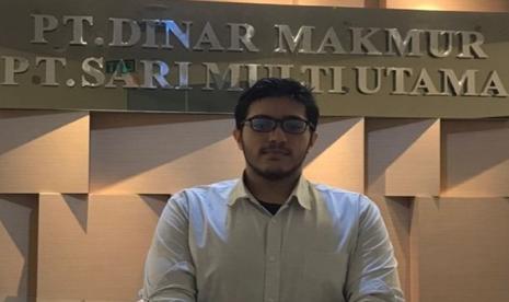 Universitas Nusa Mandiri (UNM) kembali membuktikan bahwa mahasiswanya mampu bersaing di kancah internasional. Tufail Muhammad Al-Jaby, mahasiswa semester 5 Program Studi (prodi) Sistem Informasi, berhasil menjalani magang di PT DinarSMU. 