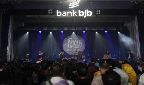 The Papandayan Jazz Fest (TPJF) 2024 sukses digelar pada tanggal 26-27 Oktober 2024 di The Papandayan Hotel, Bandung. Festival ini berhasil menghibur ribuan pengunjung dengan penampilan musisi-musisi jazz papan atas.