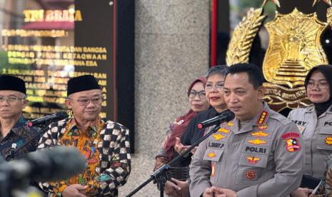 Kapolri Jenderal Listyo Sigit Prabowo menegaskan Polri mengedepankan proses mediasi dan keadilan restoratif terkait permasalahan pendisiplinan yang berujung hukum. 