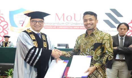 Dalam langkah nyata memperkuat kolaborasi antar perguruan tinggi dan industri di Indonesia, Cyber University resmi menjalin kerja sama strategis dengan Skorlife, sebuah perusahaan teknologi finansial terkemuka.