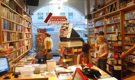 Educational Bookshop di Yerusalem Timur, Palestina.