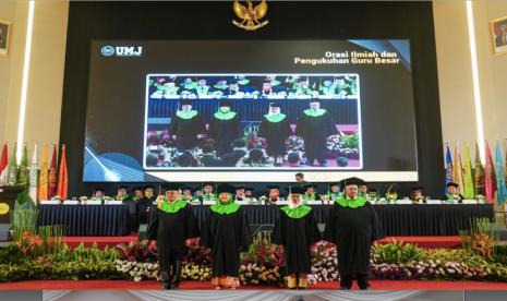 Universitas Muhammadiyah Jakarta (UMJ) mengukuhkan empat Guru Besar di Auditorium KH Ahmad Azhar Basyir, Gedung Cendikia UMJ, Kamis (6/2/2025). 