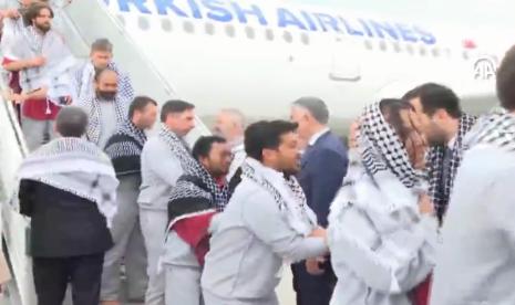 BREAKING NEWS: Dua Jurnalis Republika yang Sempat Diculik Israel Tiba di Turki