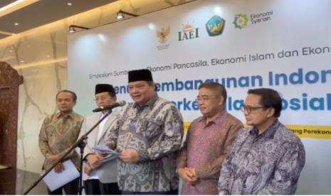 Airlangga tuturkan Dana Zakat hingga Wakaf Masih 'Berserakan', Potensinya Rp 343 Triliun