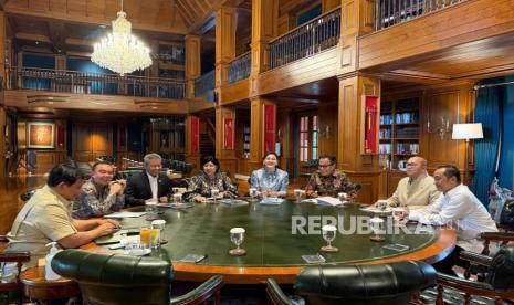 prabowo-gelar-rapat-di-hambalang-bahas-perekonomian-nasional