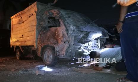 Guncangan Ledakan Dahsyat di Pasar Cimanggis: Ruko Terbakar dan Dua Jenazah Terekam
