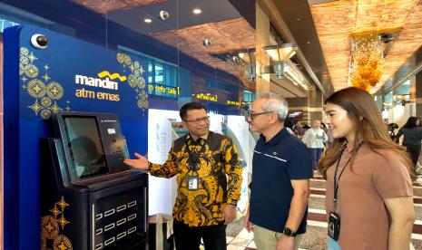 bank-mandiri-luncurkan-layanan-atm-emas