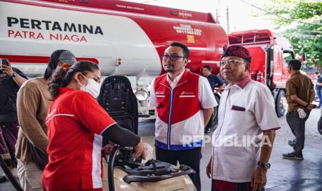 pertamina-patra-niaga-dukung-arahan-gubernur-bali-terapkan-ganjil-genap-pengisian-bbm