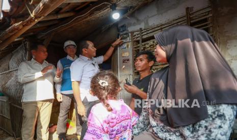 ln-perluas-akses-listrik-lewat-program-lisdes-dan-bpbl