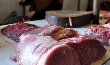 A butcher shop in Temanggung, Central Java. (illustration)  