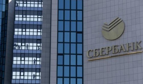 Kantor pusat bank terbesar Rusia, Sberbank, di Moskow