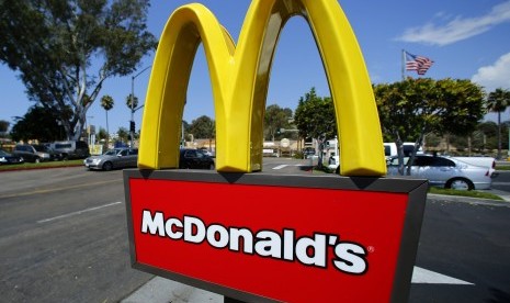 A McDonald's sign is shown at the entrance to one of the company's restaurants in Del Mar, California September 10, 2012. 