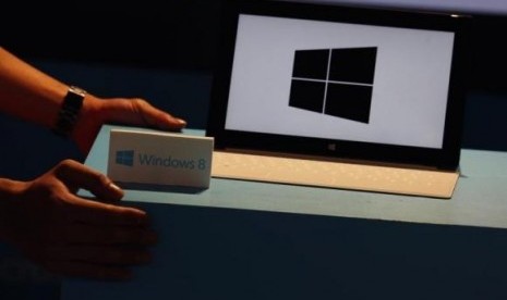 A Microsoft Surface tablet is seen during the launch of Microsoft Windows 8 operating system in Hong Kong October 26, 2012.