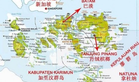 A number of tax incentives are offered for Singaporeans who invest in some area such as in Special Economic Zone in Batam, Bintan, and Karimun. (map)