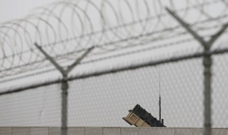 A US Army Patriot missile air defence artillery battery is seen at US Osan air base in Osan, south of Seoul April 5, 2013. 