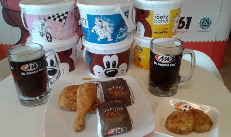 A&W memberikan paket hemat khusus bulan Agustus, yaitu bulan Proklamasi Indonesia.