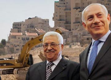 Abbas-Netanyahu dengan latar belakang permukiman