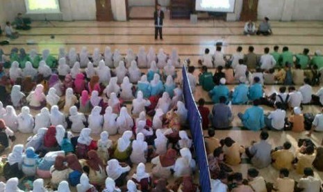 acara 1000 pelajar Bekasi 'Berbuat Baik'