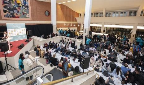 Acara buka puasa bersama atau iftar untuk umum yang digelar British Library di Inggris, 31 Maret 2023. British Library Gelar Bukber untuk Masyarakat Umum