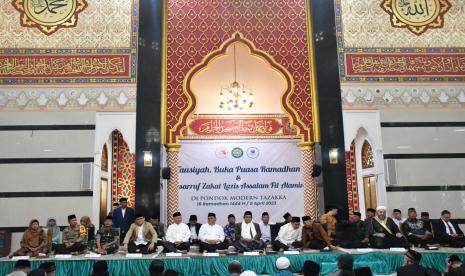 Acara Buka Puasa Bersama di Pesantren Tazakka 