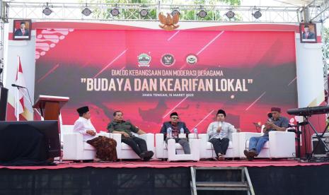 Acara Dialog Kebangsaan dan Moderasi Beragama bertajuk Budaya dan Kearifan Lokal yang digelar Badan Nasional Penanggulangan Terorisme (BNPT) di Warung Joglo Bu Rini, Salatiga, Rabu (15/3/2023).