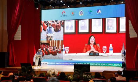 Acara pembukaan Program Berbagi Pengetahuan tentang TPBIS (Knowledge Sharing Program on Social Inclusion-Based Library Transformation (SILT)) di Ruang Auditorium Lantai 2 Gedung Fasilitas Layanan Perpusnas, Jakarta, pada Senin (13/11/2023).