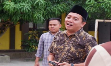 Politisi berlatarbelakang santri Achmad Taufan Soedirjo mengajak santri tak alergi terhadap politik 