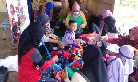 ACITAN -- Rumah Zakat mengadakan edukasi wirausaha dan bimbingan penguatan produk untuk kelompok WPB di Poko.