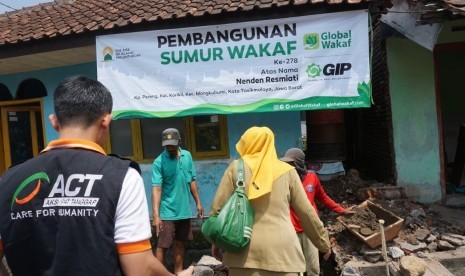 ACT Membuatkan Sumur Wakaf untuk warga di Kampung Pereng, Kelurahan Karikil, Kecamatan Mangkubumi, Kota Tasikmalaya.