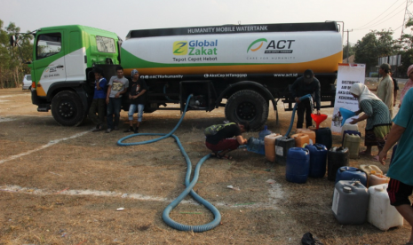 ACT terus menyalurkan jutaan liter air bersih untuk warga yang mengalami kekeringan.