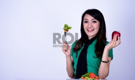 Diet sehat dapat membantu mengurangi risiko penyakit jantung koroner dan menghentikan kenaikan berat badan, mengurangi risiko diabetes, dan tekanan darah tinggi.