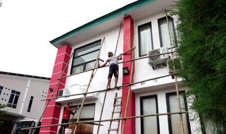 Ada sembilan gedung PMI di seputaran Jabodetabek yang akan dicat ulang. 