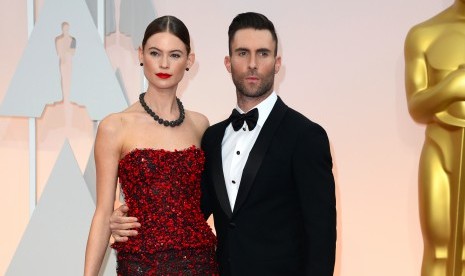 Adam Levine dan Behati Prinsloo