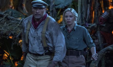 Adegan film Jungle Cruise. Produser menjanjikan film yan dibintangi Dwyane Johnson dan Emily Blunt itu akan digarap sekuelnnya.