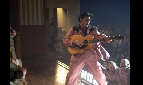 Adegan film Elvis. Setelah tayang di bioskop, film yang dibintangi Austin Butler ini streaming di HBO dan HBO Go mulai Ahad (22/1/2023).