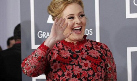 Adele di Grammy Awards