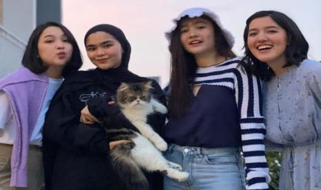 Agatha Pricilla, Ify Alyssa, Febby Rastanty, dan Sivia Azizah. (dari kiri ke kanan). 